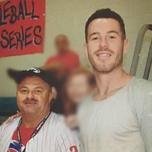 Meet your Posher, Gregory